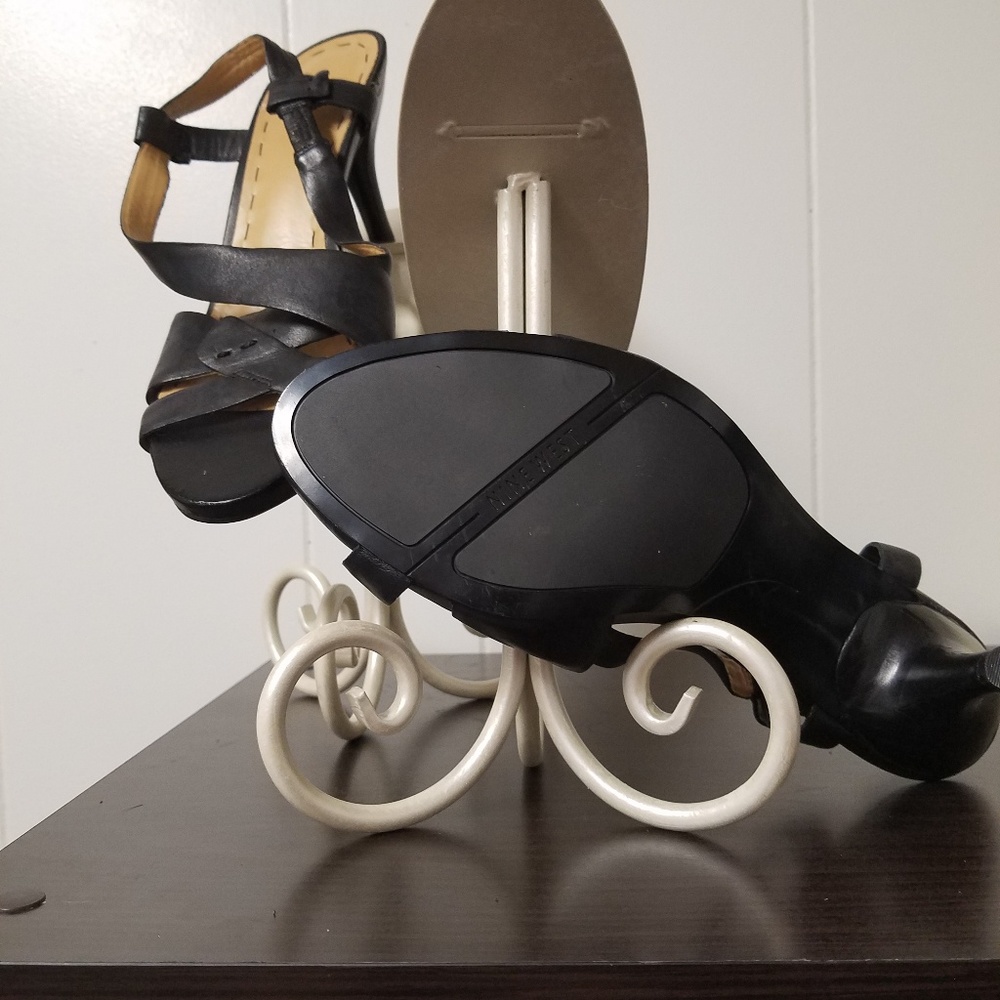 NINE WEST BRAND NEW! JUST ARRIVED - Picture 4 of 5